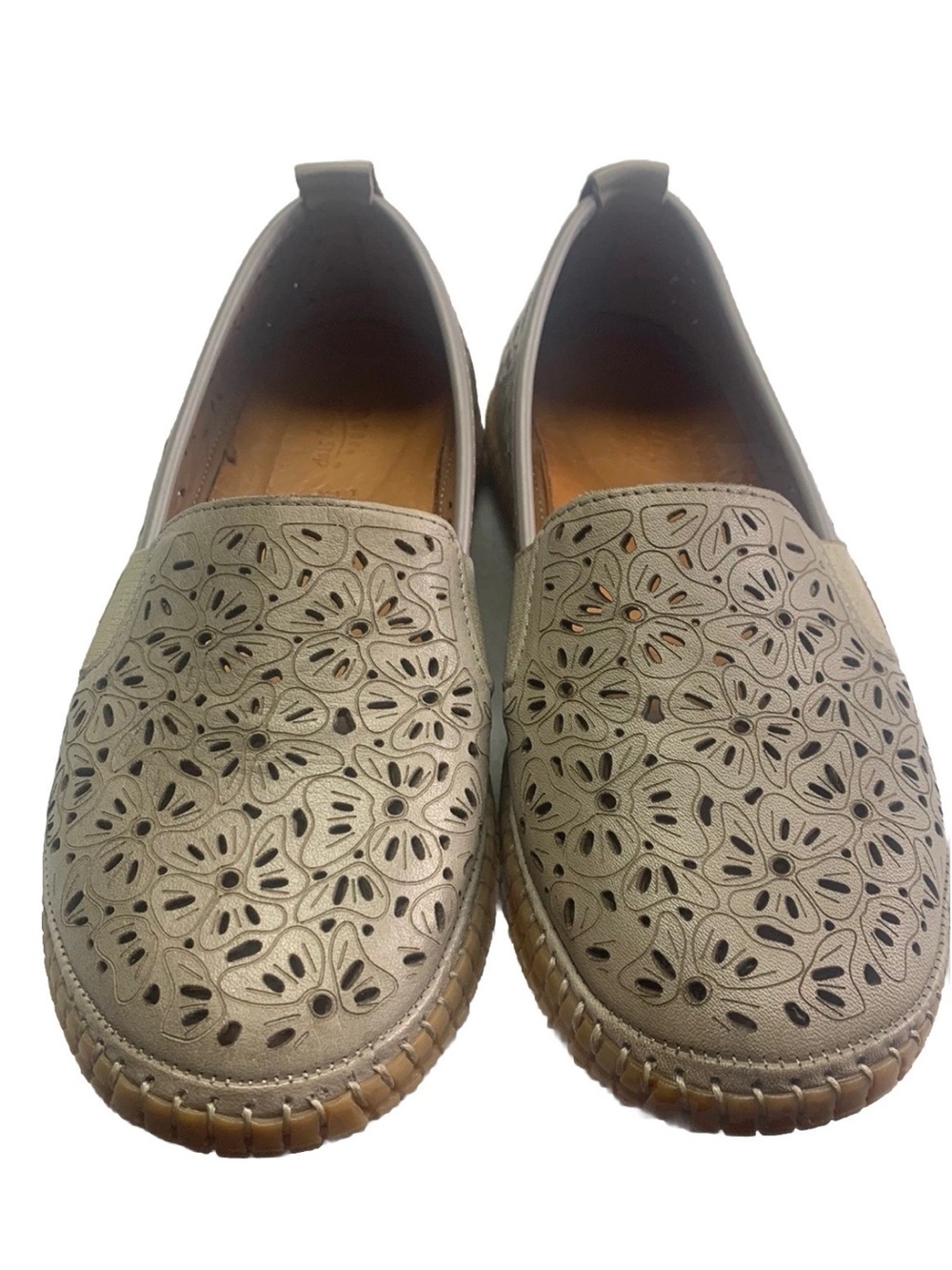 Spring Step JOOKIN floral laser cut leather slip on shoes sz 36/US6- NEARLY NEW